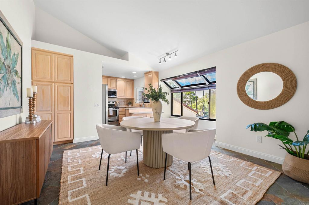 3150 Avenida Alcor Carlsbad, CA 92009 - Photo 2 of 19