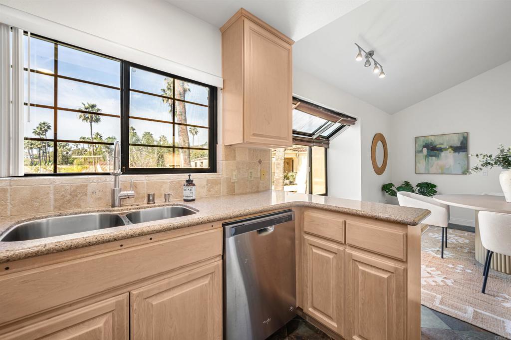 3150 Avenida Alcor Carlsbad, CA 92009 - Photo 3 of 19