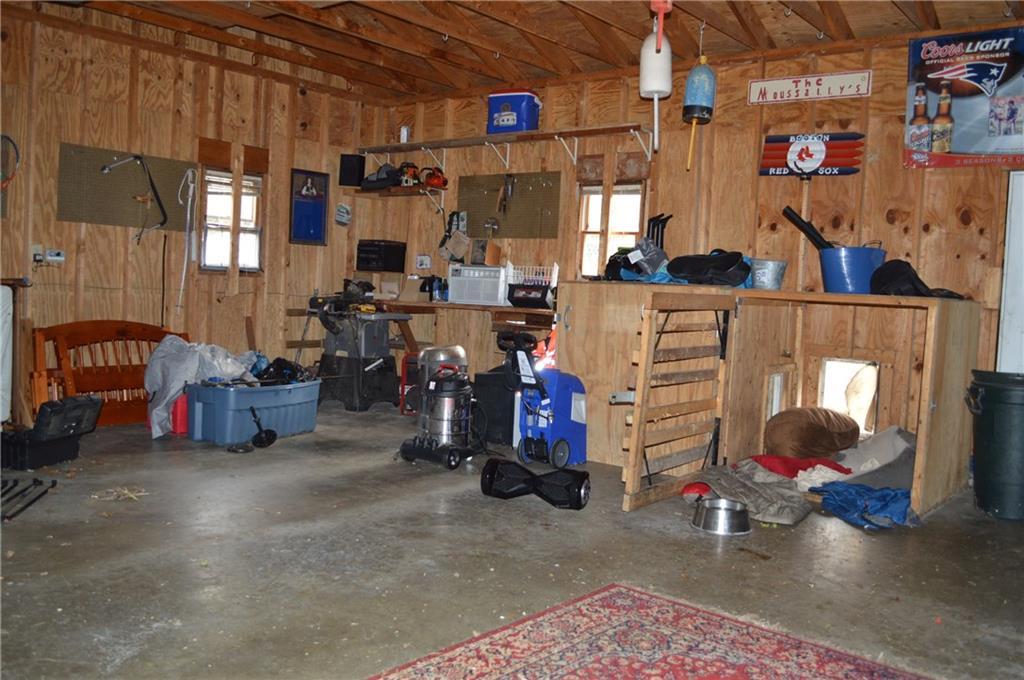 1201 Kennebec Road Hampden, ME 04444 - Photo 9 of 33 Attached Garage