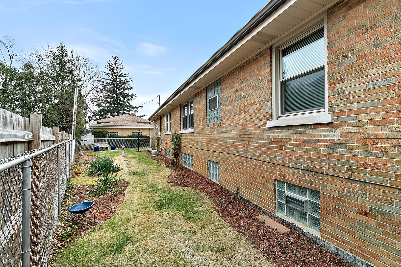 413 Des Plaines Avenue Riverside, IL 60546 - Photo 22 of 38