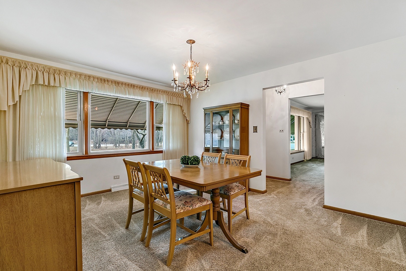 413 Des Plaines Avenue Riverside, IL 60546 - Photo 5 of 38