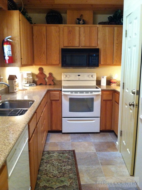 2490 Watauga River Road Sugar Grove, NC 28679 - Photo 17 of 20 Gallery Image 17