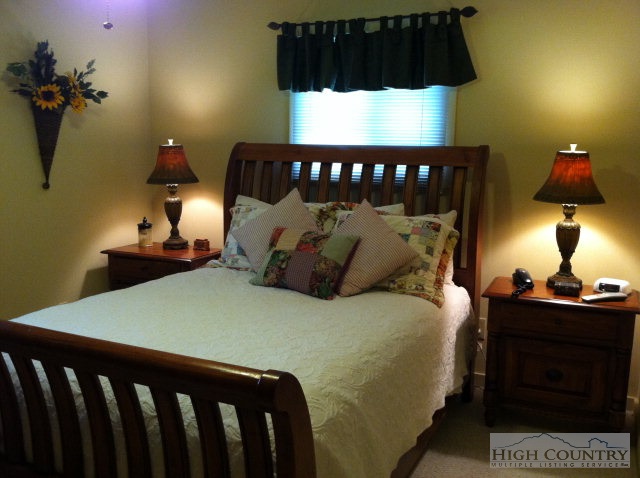 2490 Watauga River Road Sugar Grove, NC 28679 - Photo 5 of 20 Gallery Image 5