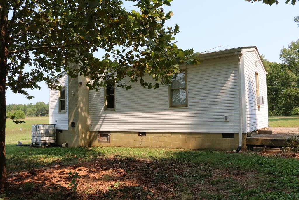 1787 New Grove Road Kenbridge, VA 23944 - Photo 17 of 29 Gallery Image 17