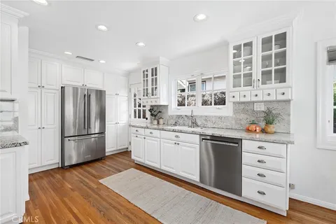 $2,100,000 | 1133 8th Street, Hermosa Beach, CA 90254