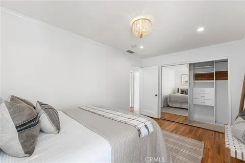 $2,100,000 | 1133 8th Street, Hermosa Beach, CA 90254