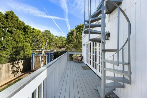 $2,100,000 | 1133 8th Street, Hermosa Beach, CA 90254