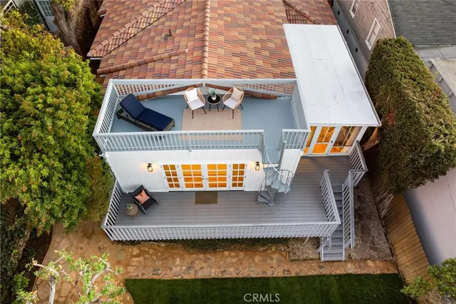 a view of outdoor space