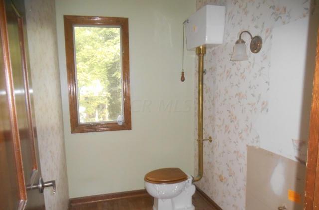 821 Noe Bixby Road Columbus, OH 43213 - Photo 9 of 16