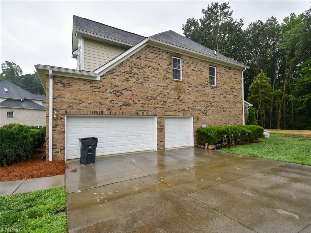 8523 Julina Drive Oak Ridge, NC 27310 - Photo 3 of 48