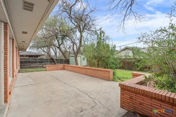 $299,000 | 2305 North 15th Street, Temple, TX 76501