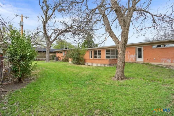 $299,000 | 2305 North 15th Street, Temple, TX 76501