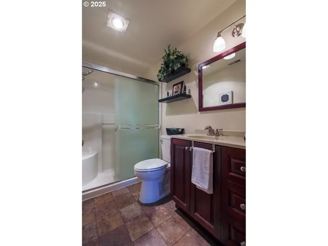 $434,900 | 809 Southwest 22nd Avenue, Battle Ground, WA 98604