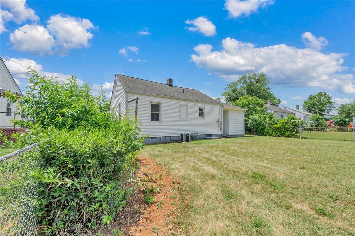 4933 Hildebrand Road Northwest Roanoke, VA 24012 - Photo 20 of 29 20-MIB04602