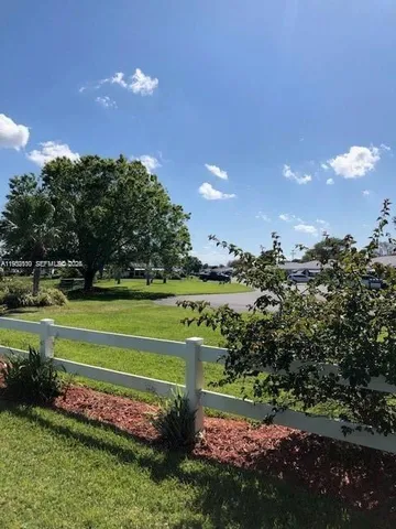 $199,000 | 319 Colony Lane, Unit B, Fort Pierce, FL 34982