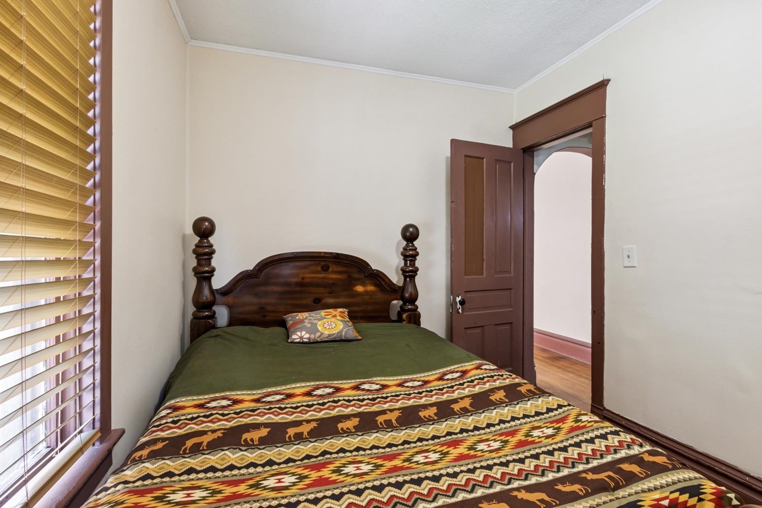 809 West 4th Street Sterling, IL 61081 - Photo 12 of 21