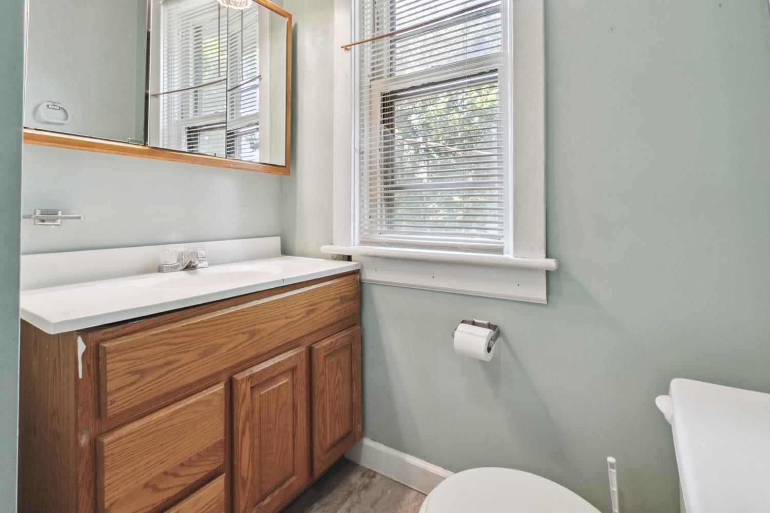 809 West 4th Street Sterling, IL 61081 - Photo 17 of 21