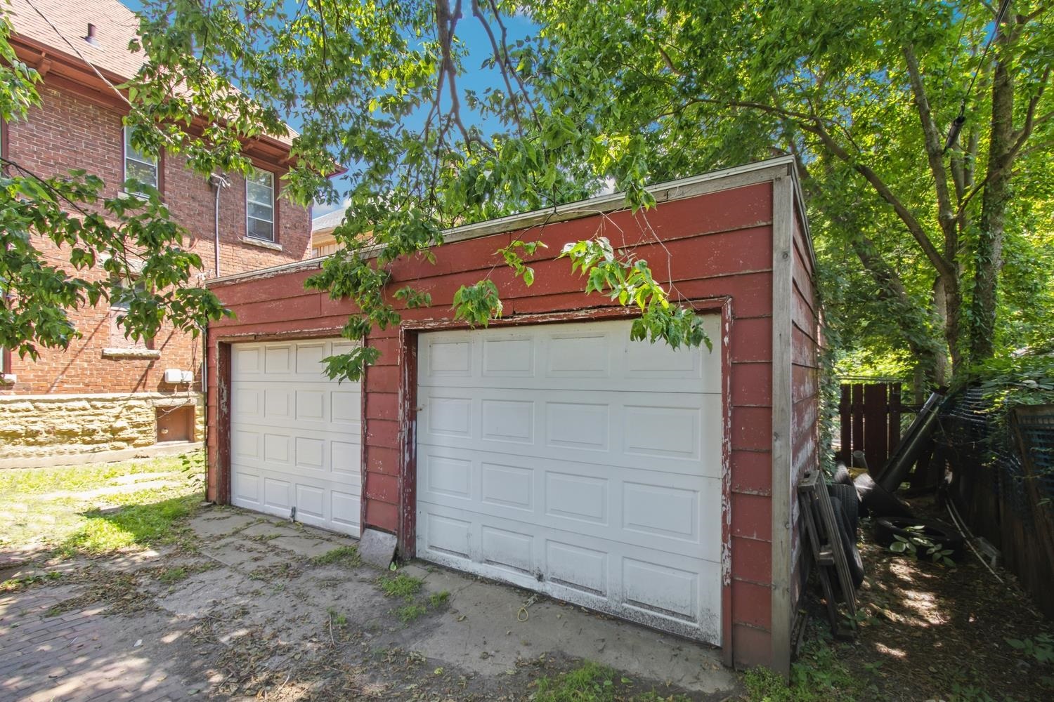 809 West 4th Street Sterling, IL 61081 - Photo 4 of 21