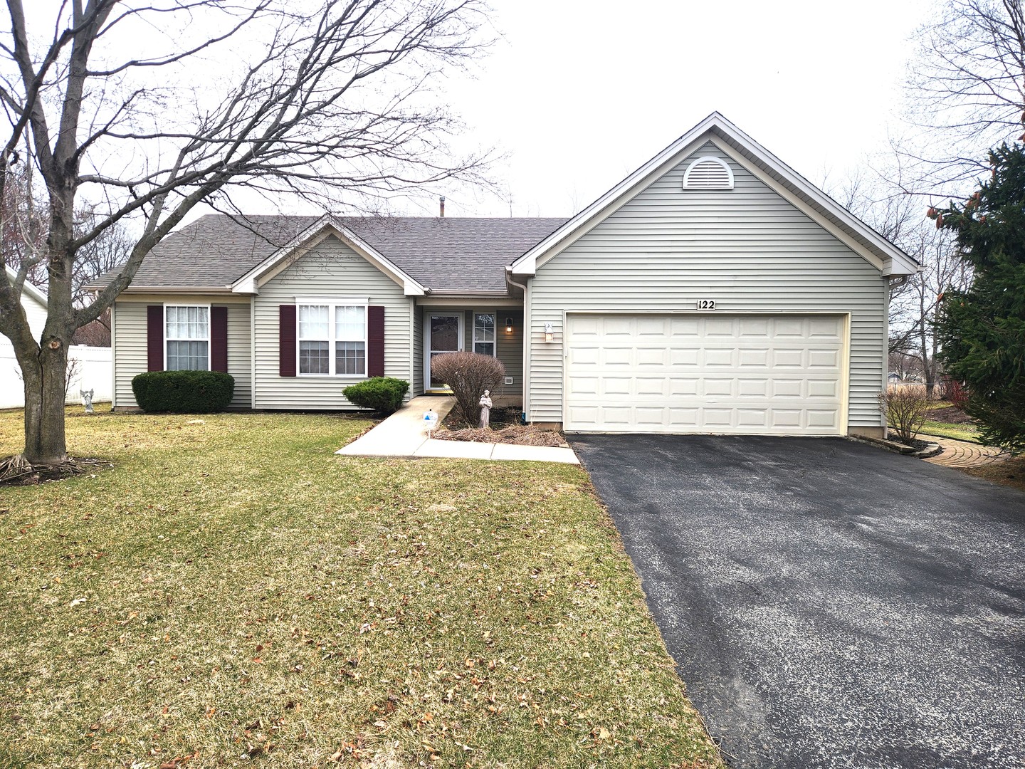 122 South Hankes Road Aurora, IL 60506 - Photo 1 of 24 Gallery Image 1