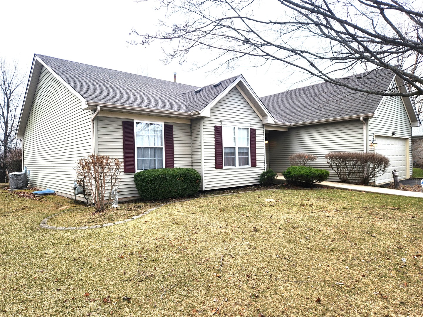 122 South Hankes Road Aurora, IL 60506 - Photo 2 of 24 Gallery Image 2