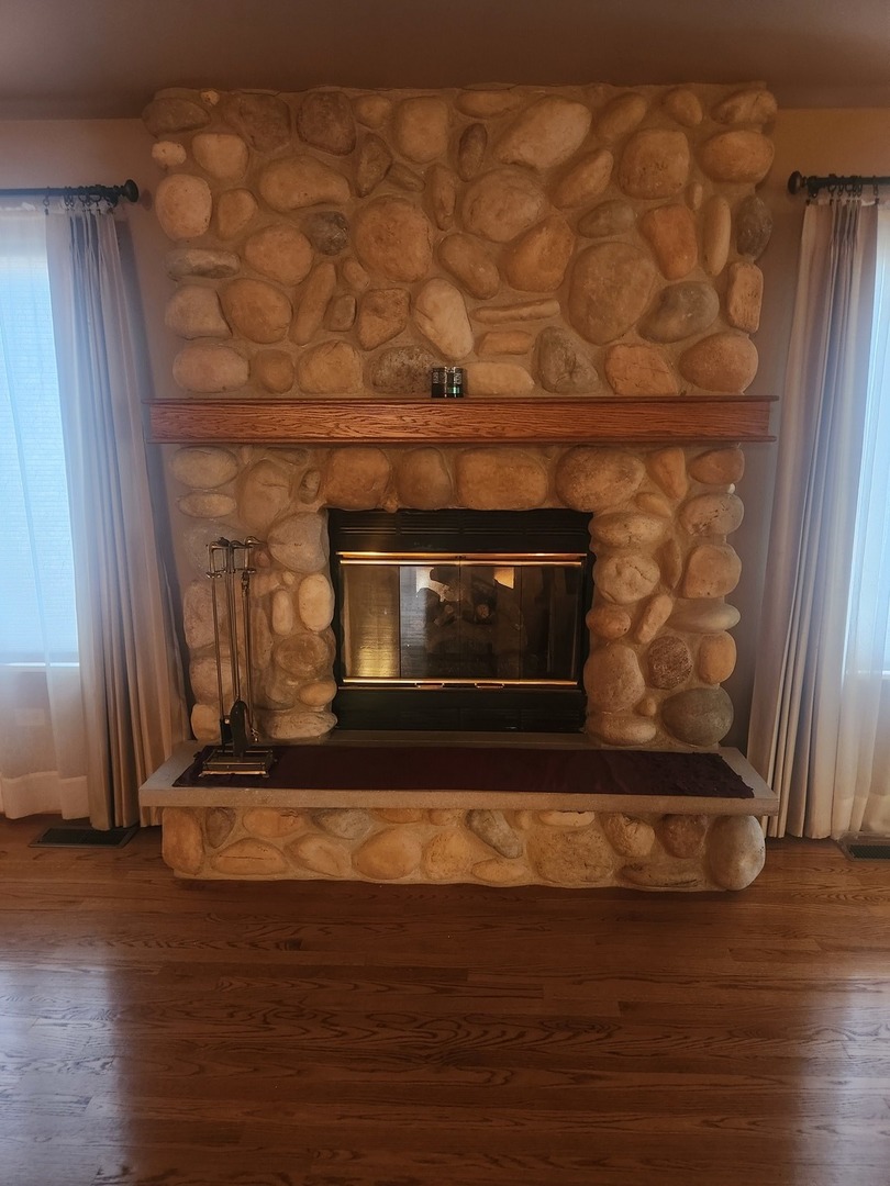 122 South Hankes Road Aurora, IL 60506 - Photo 10 of 24 Gallery Image 10