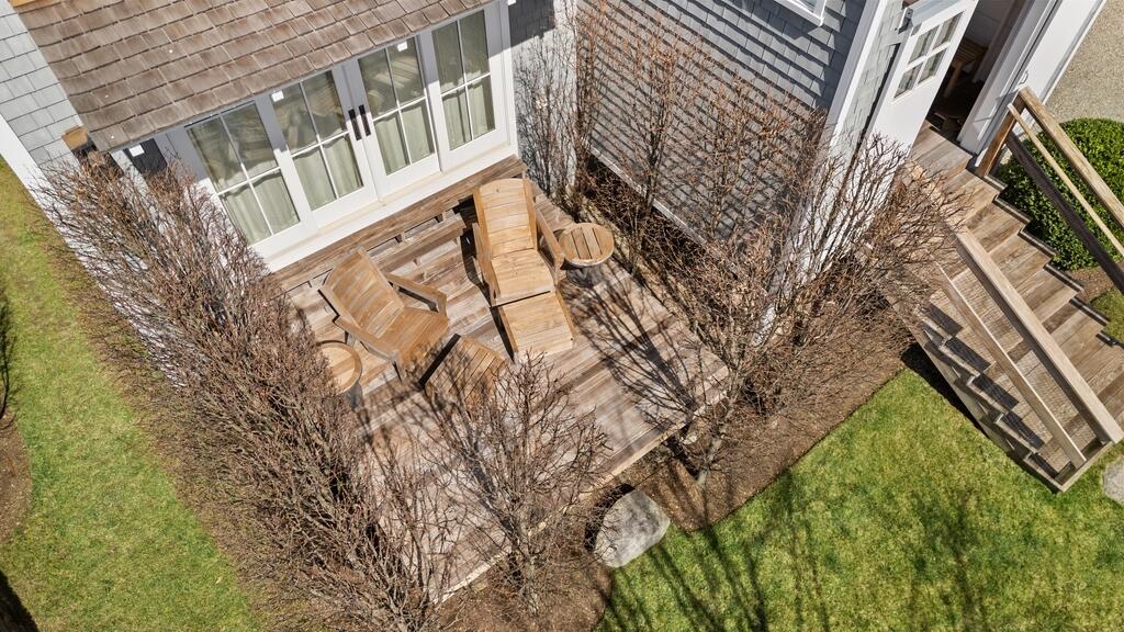 17 Meridian Road Rowayton, CT 06853 - Photo 32 of 40 a view of an buildings