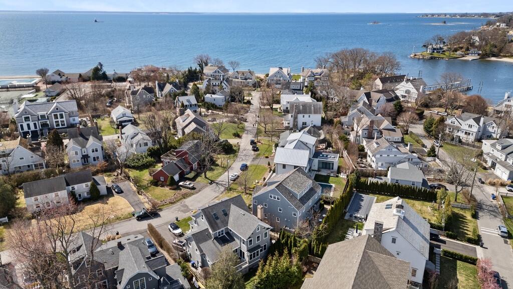 17 Meridian Road Rowayton, CT 06853 - Photo 34 of 40 an aerial view of multiple house