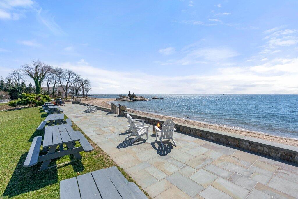 17 Meridian Road Rowayton, CT 06853 - Photo 39 of 40 a view of outdoor space with seating area