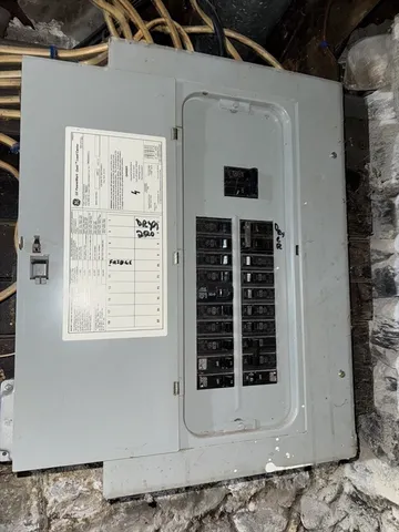 $375,000 | 31 Merrill Street, Lowell, MA 01852