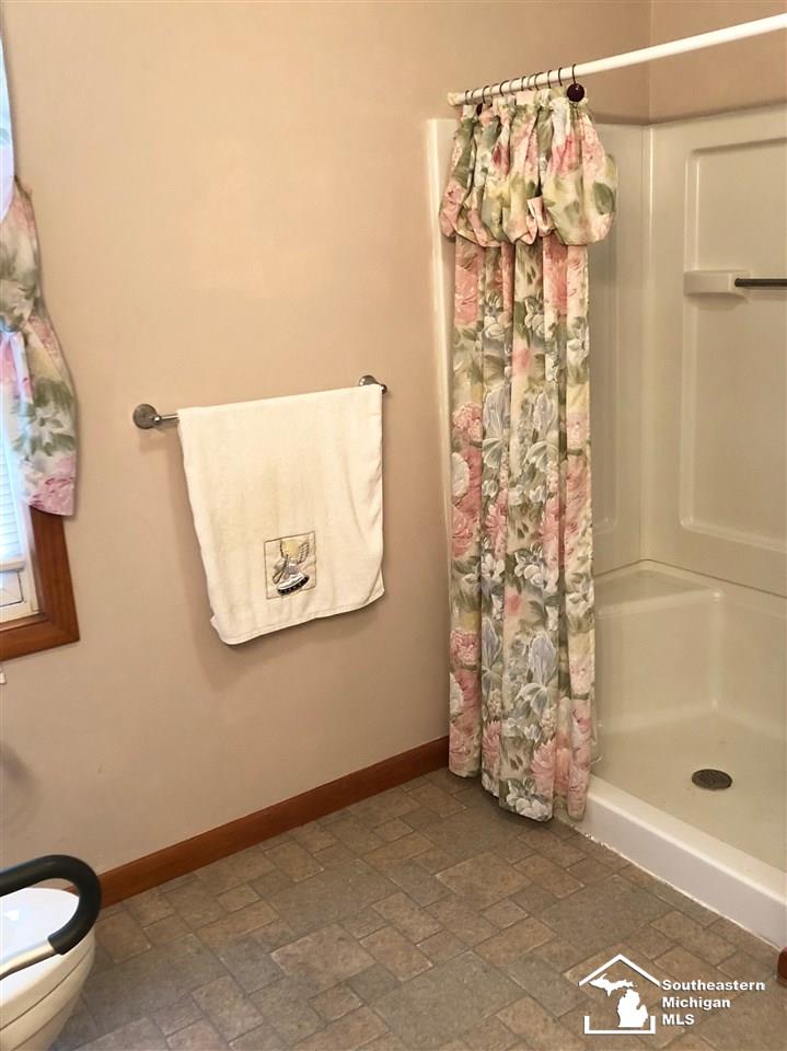 3705 Erie Road Erie, MI 48133 - Photo 11 of 25 Full Bath