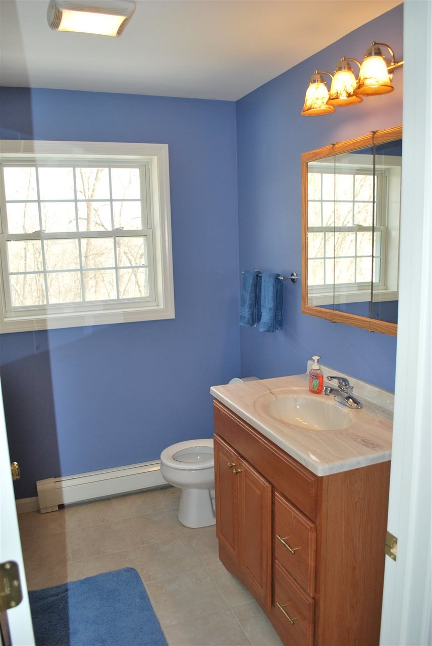 171 Mast Road Manchester, NH 03102 - Photo 22 of 35