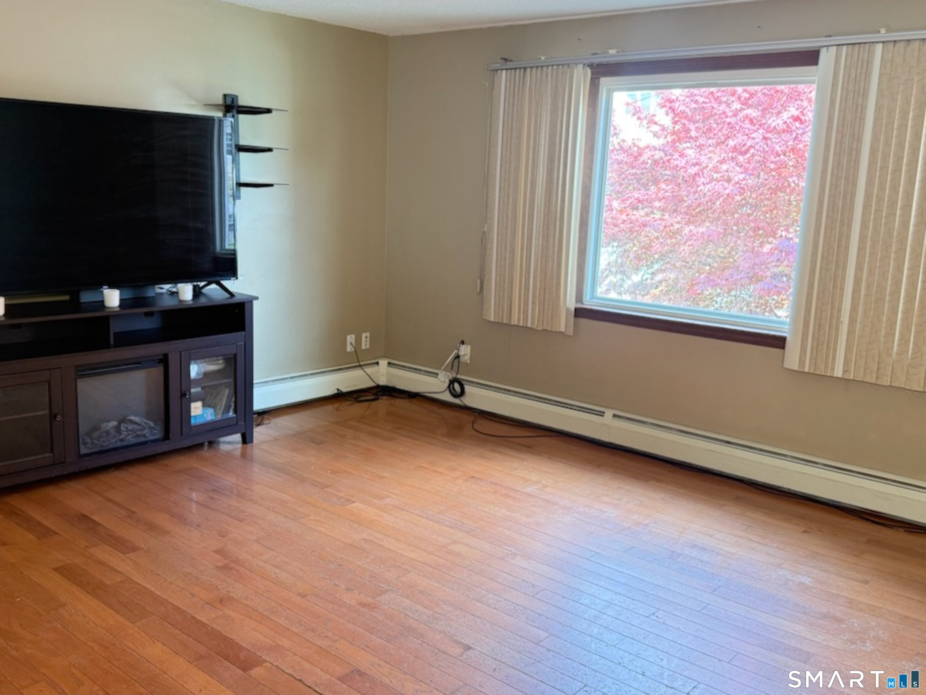 118 Norton Street Waterbury, CT 06708 - Photo 6 of 13