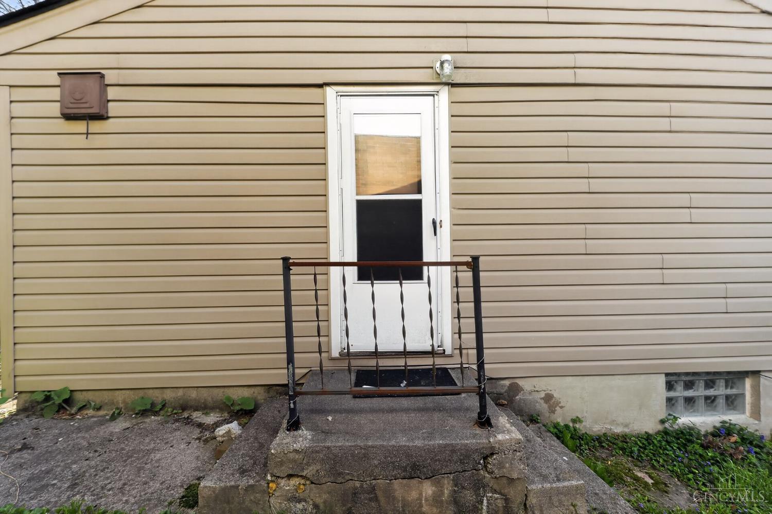 3910 Delhi Road Cincinnati, OH 45204 - Photo 33 of 38