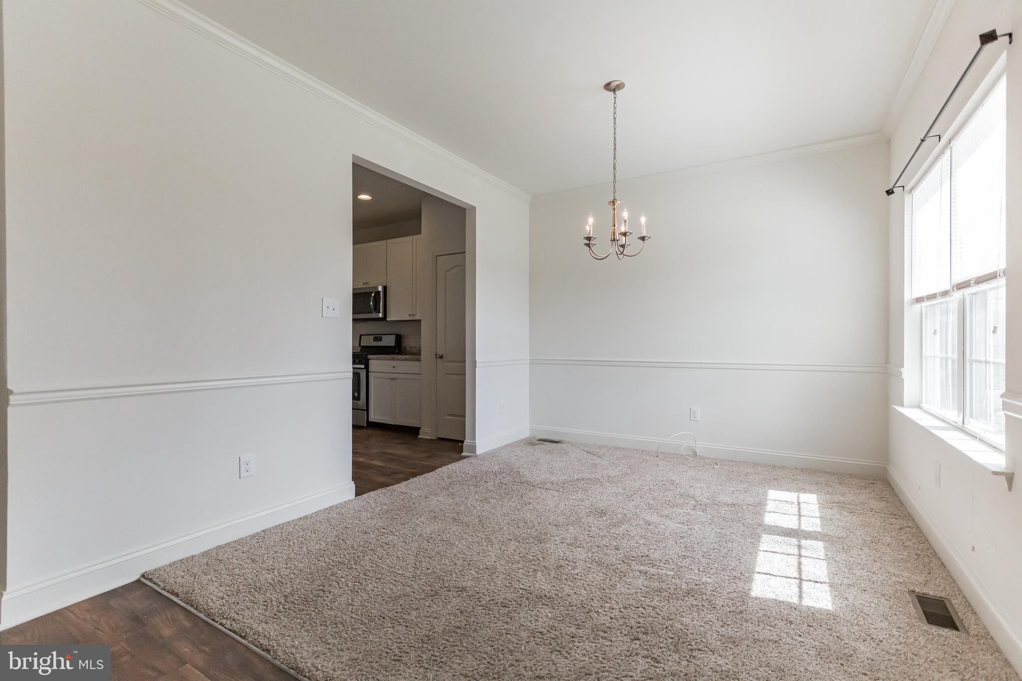 7 Jackson Road Berlin, NJ 08009 - Photo 4 of 30