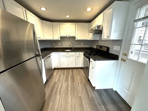 $3,400 | 3 Gordon Street, Unit 2, Boston, MA 02134