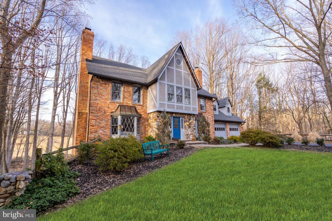 17915 Pond Road Ashton, MD 20861 - Photo 3 of 55 Gallery Image 3