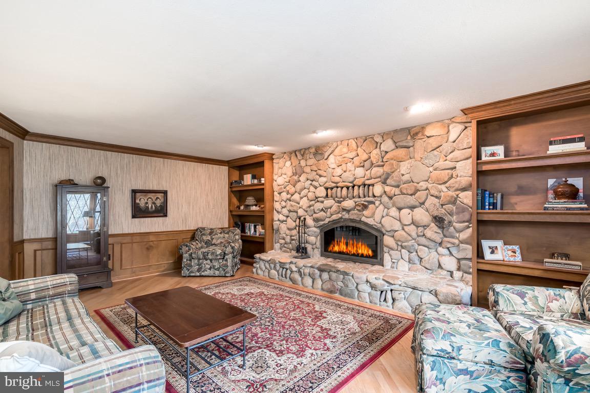 17915 Pond Road Ashton, MD 20861 - Photo 25 of 55 Gallery Image 25