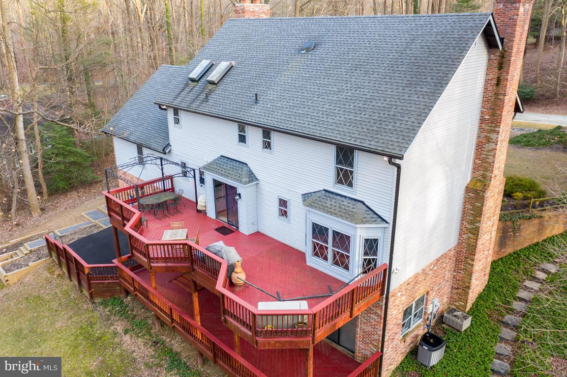 17915 Pond Road Ashton, MD 20861 - Photo 4 of 55 Gallery Image 4