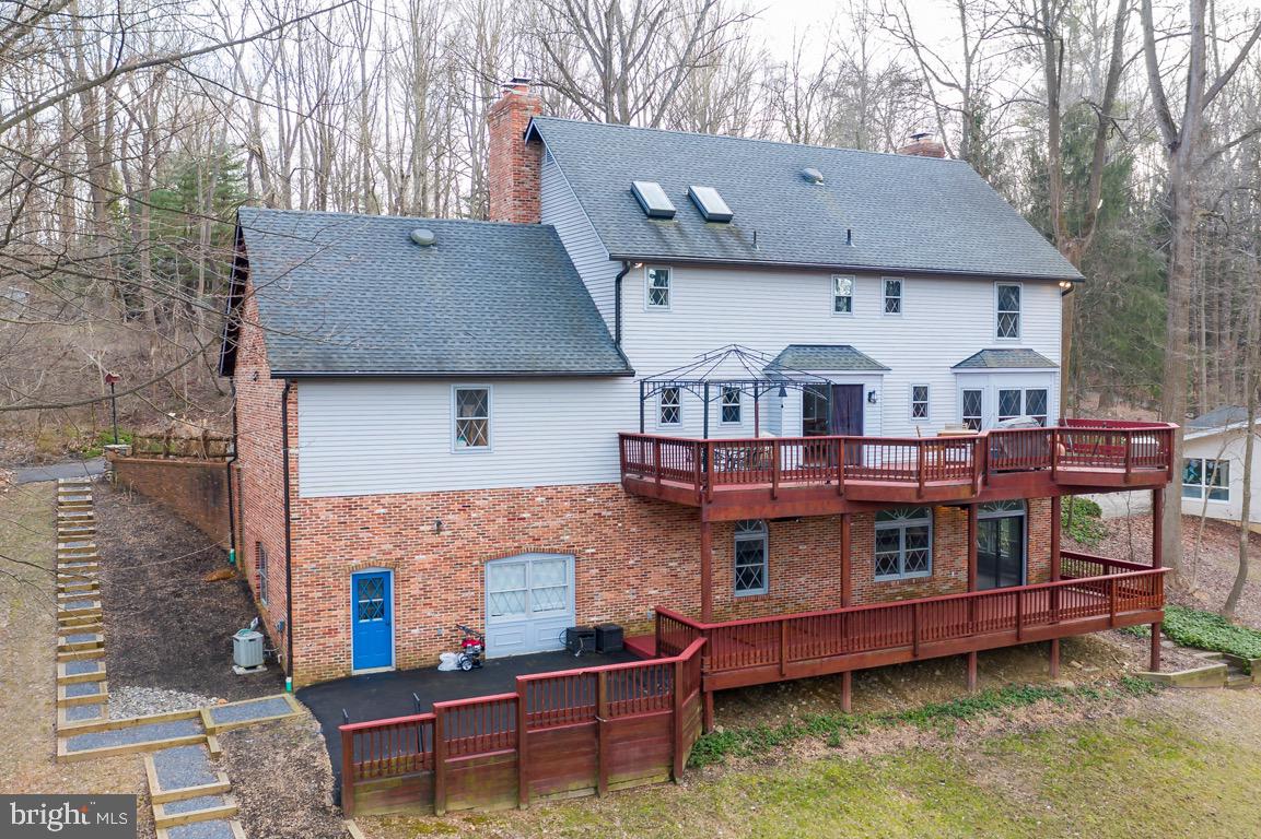17915 Pond Road Ashton, MD 20861 - Photo 5 of 55 Gallery Image 5