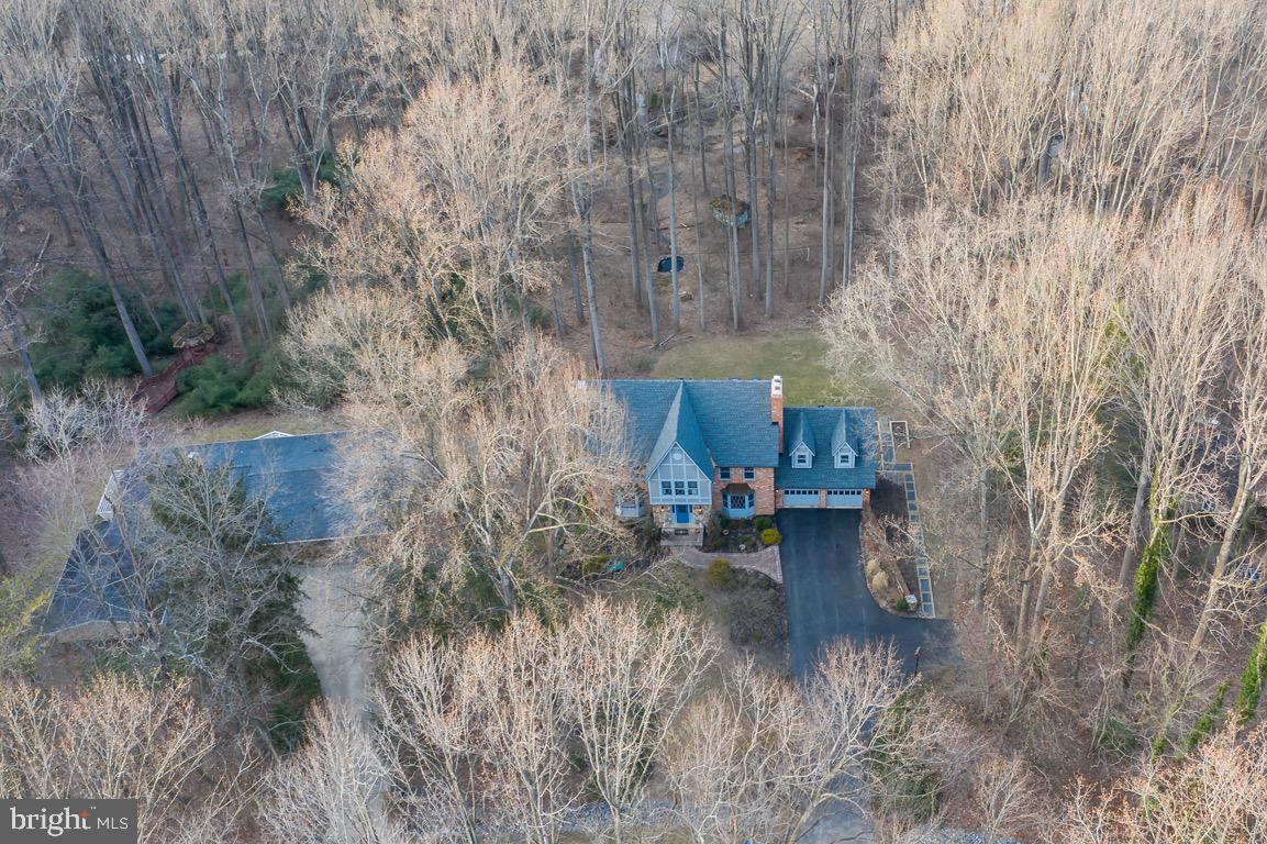 17915 Pond Road Ashton, MD 20861 - Photo 7 of 55 Gallery Image 7