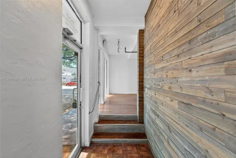 $3,450,000 | 901 Pennsylvania Avenue, Miami Beach, FL 33139