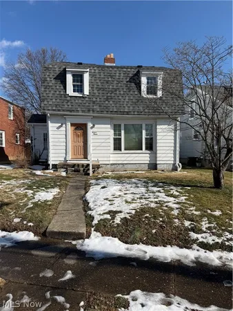 $60,900 | 1612 Race Street, Parkersburg, WV 26101