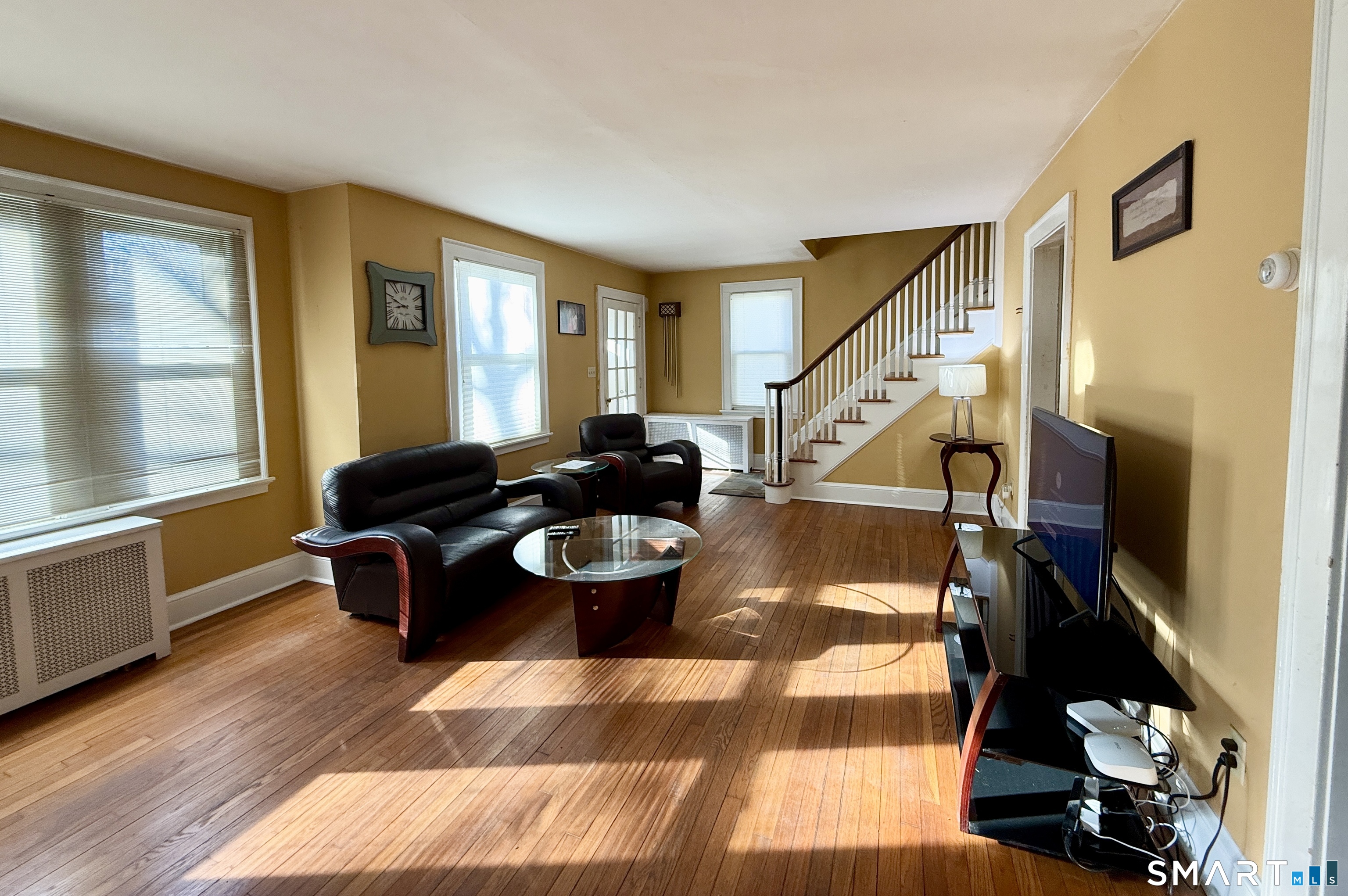 197 Kneeland Road New Haven, CT 06512 - Photo 13 of 33