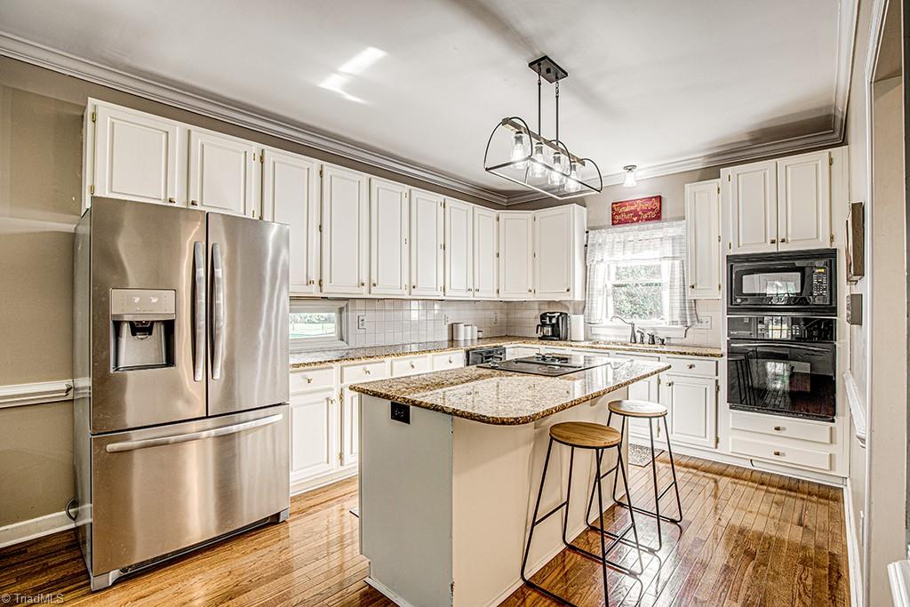 1800 Curraghmore Road Clemmons, NC 27012 - Photo 6 of 37 Gallery Image 6