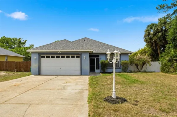 $309,900 | 35937 Dawn Drive, Leesburg, FL 34788