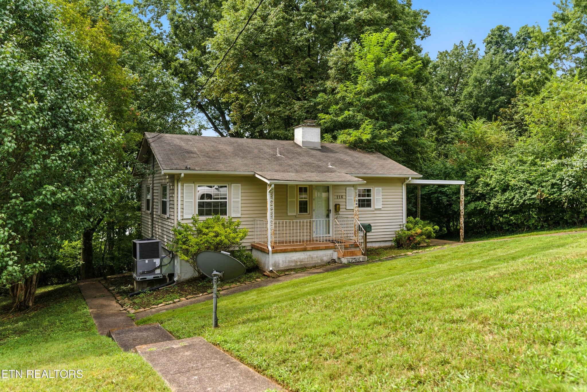 116 East Magnolia Lane Oak Ridge, TN 37830 - Photo 1 of 21 Gallery Image 1