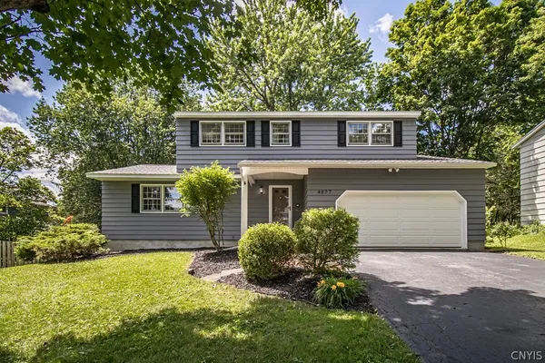 $399,000 | 4877 Edgeworth Drive, Manlius, NY 13104
