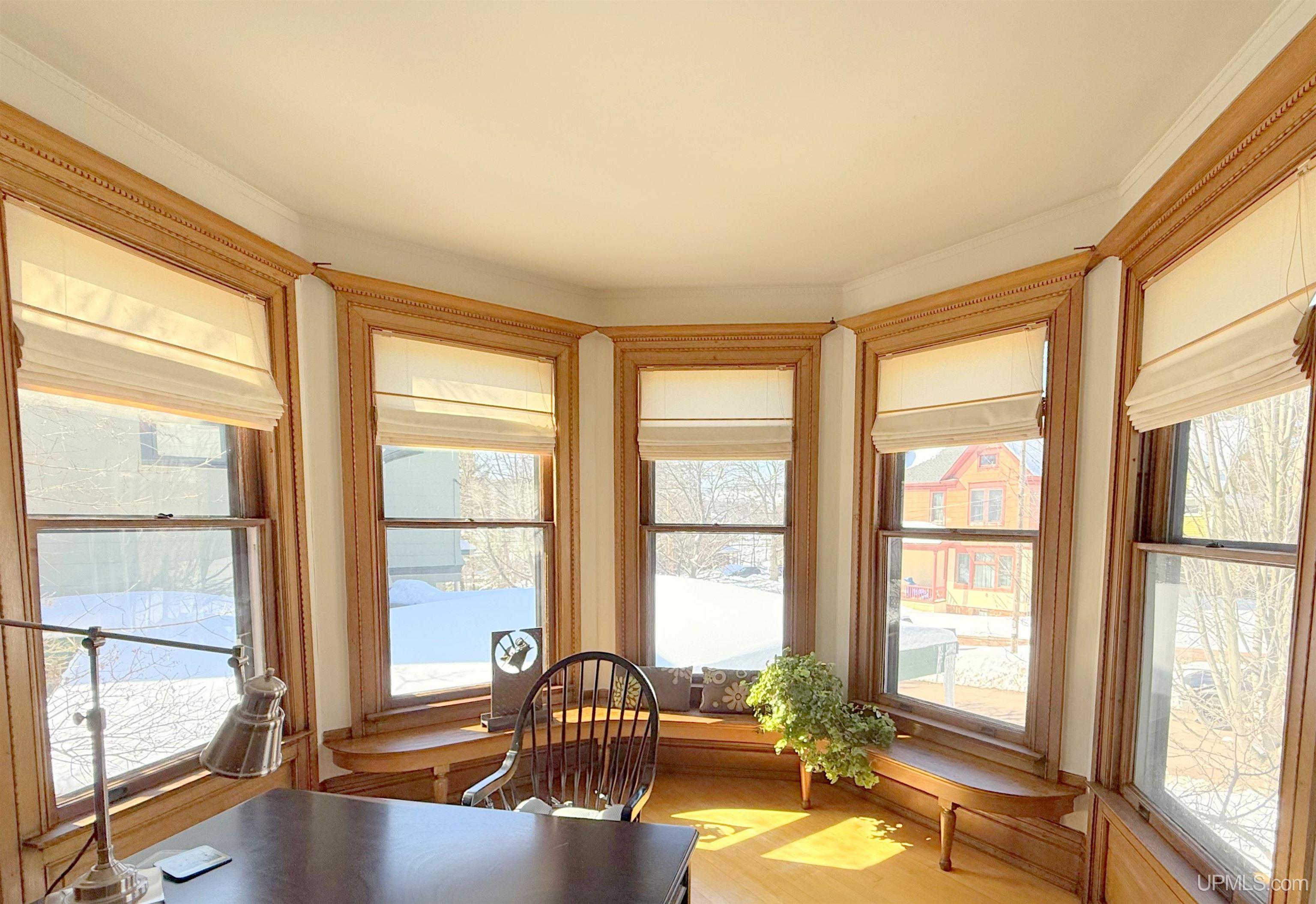 209 Center Street Hancock, MI 49930 - Photo 9 of 54 Gallery Image 9