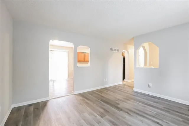 $2,030 | 314 Southeast Crescent Street, Lee's Summit, MO 64063