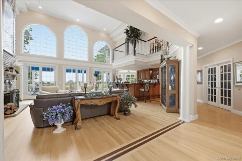 $5,100,000 | 14 Woodcock Lane, Old Field, NY 11733